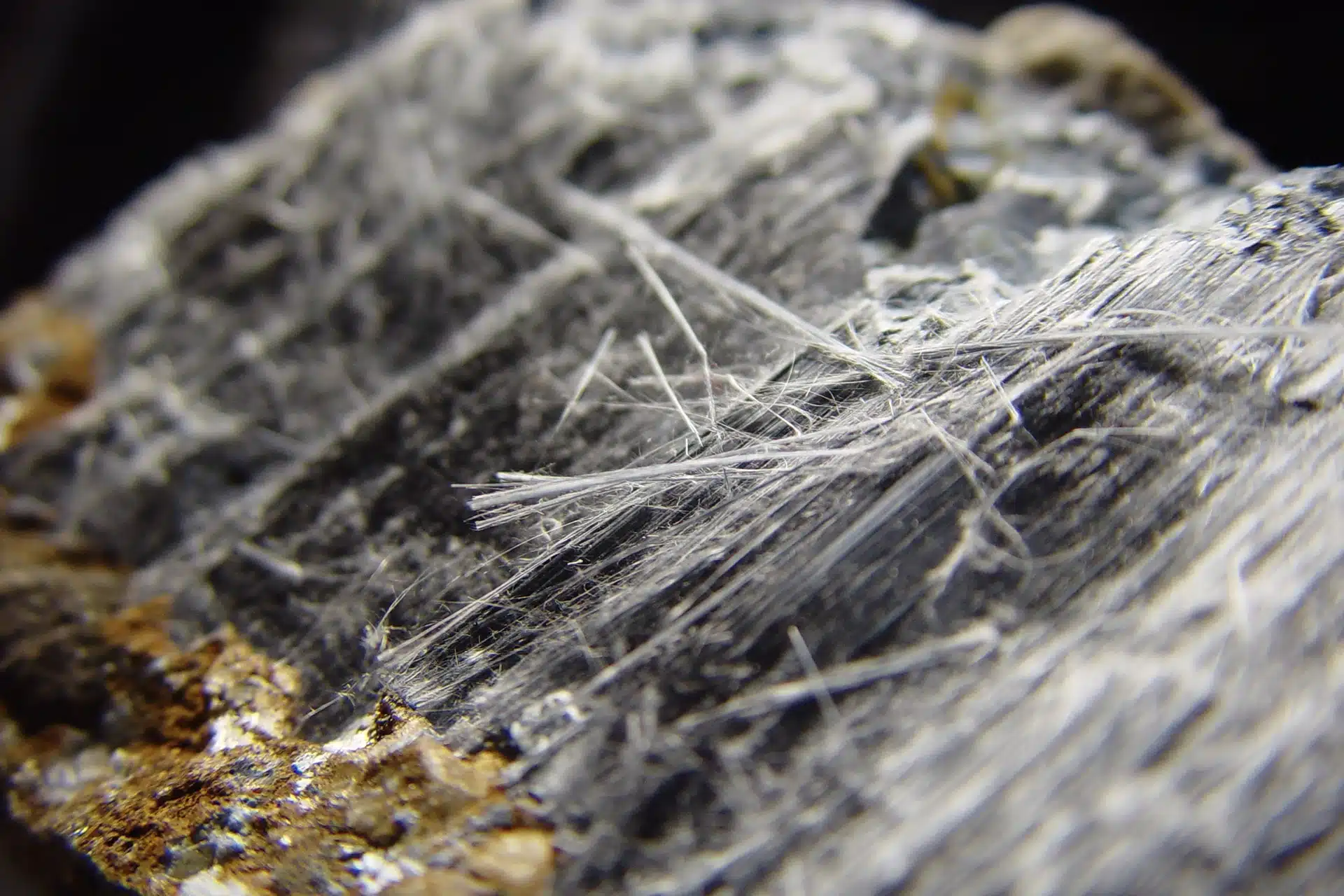 image_asbestos-microscope